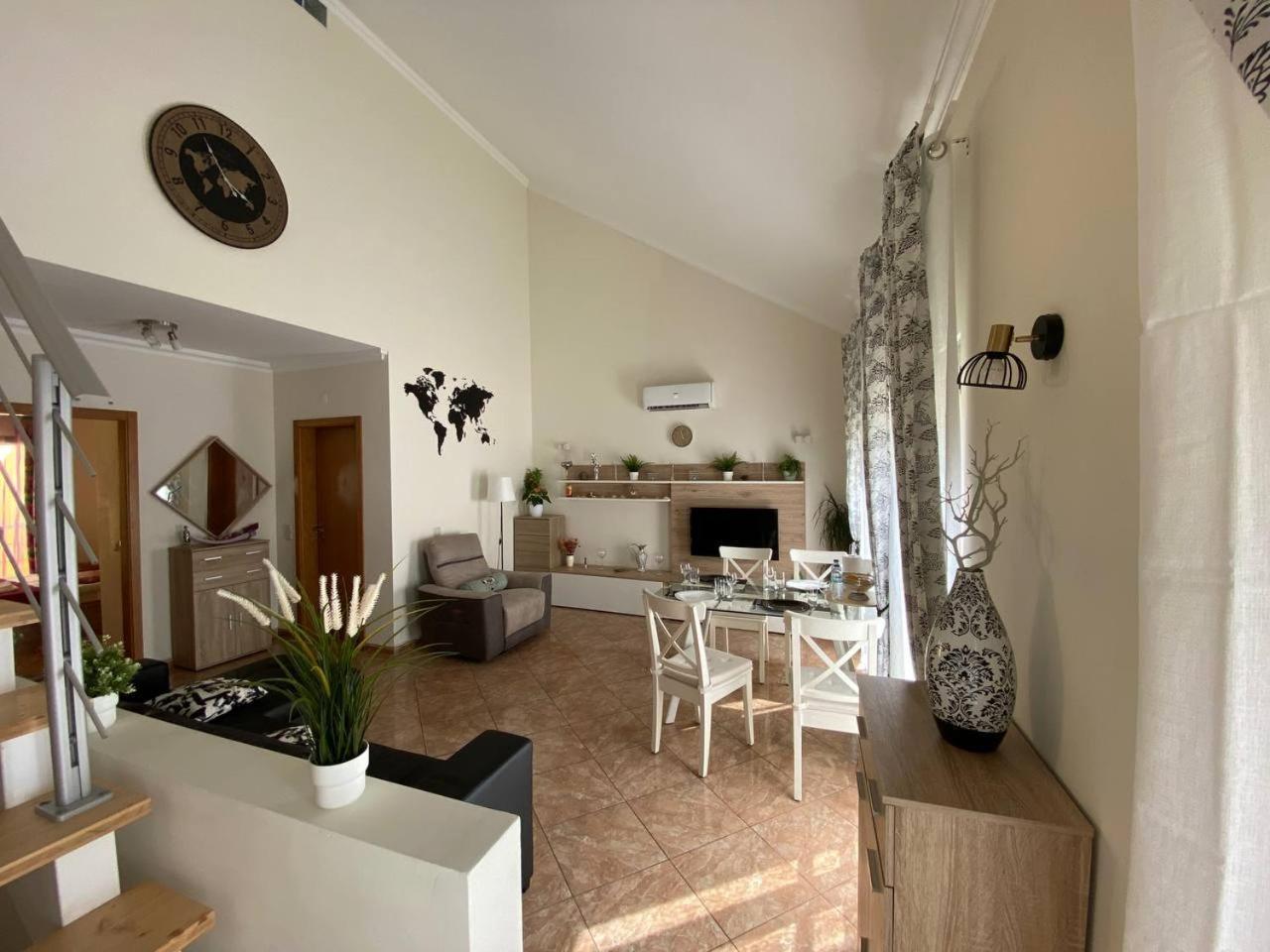 Guesthouse Milagre Centro Фаро Екстериор снимка