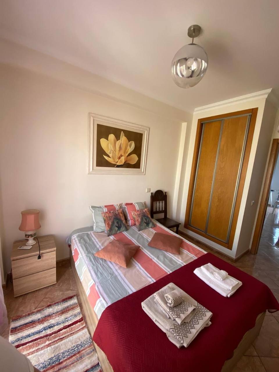 Guesthouse Milagre Centro Фаро Екстериор снимка